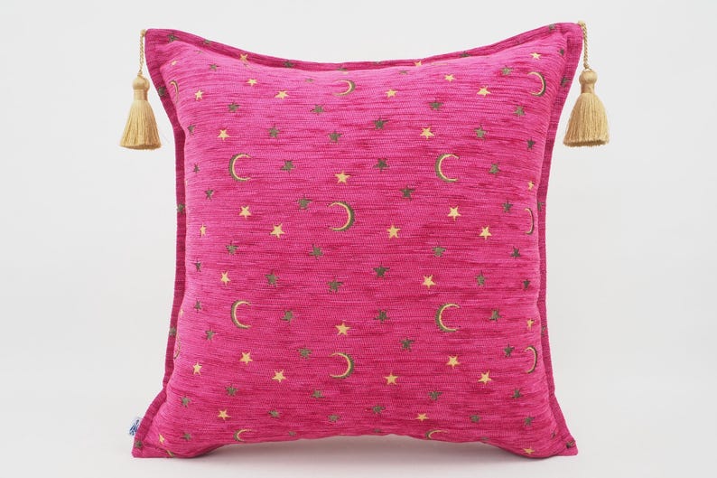 Turkish Velvet Pillow Cover – Magenta Pink Arabian Night Pattern – 18x18 inches